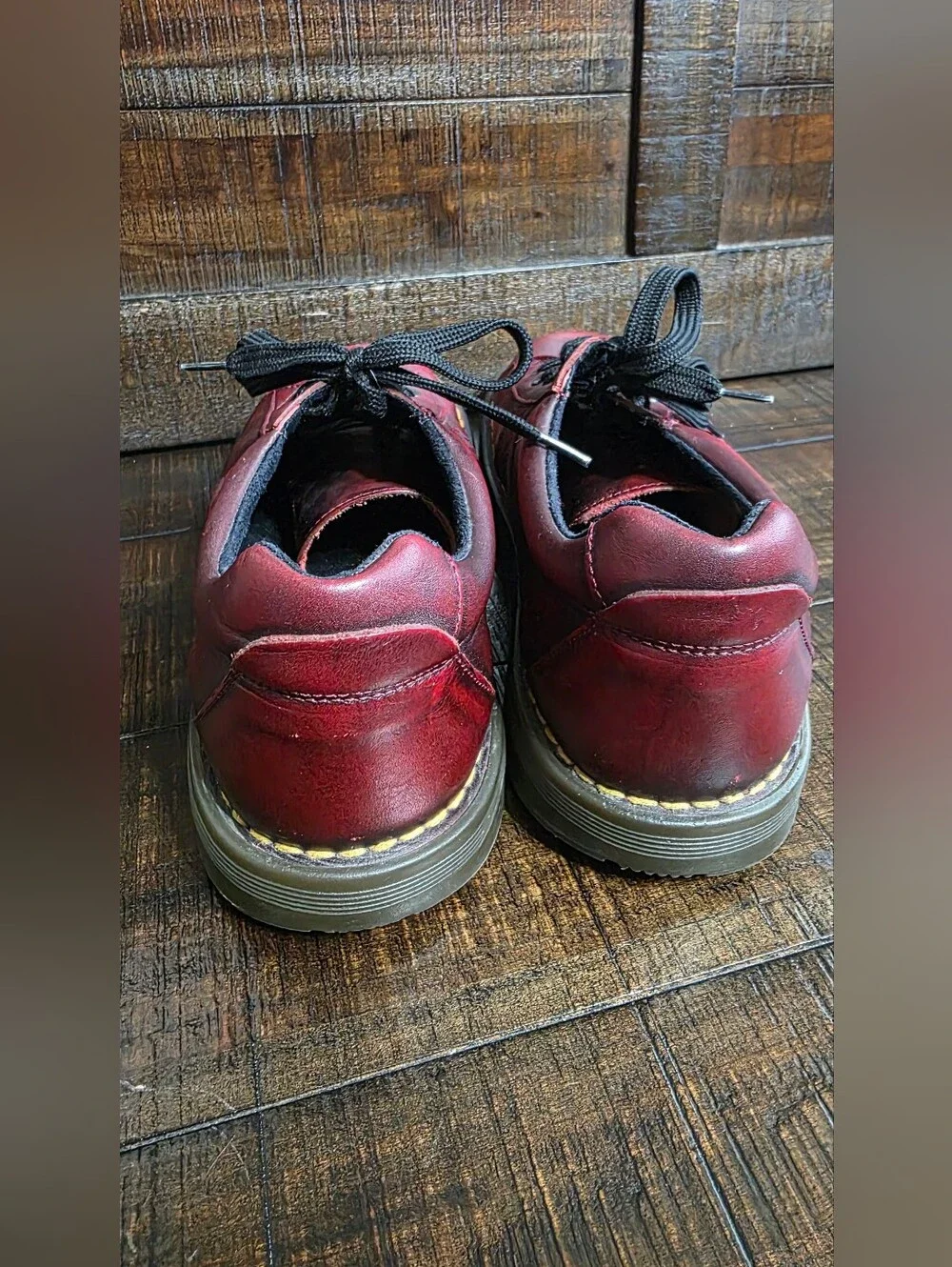 Vintage Dr. Martens Oxblood Leather Low-Top Sneakers Mens 8